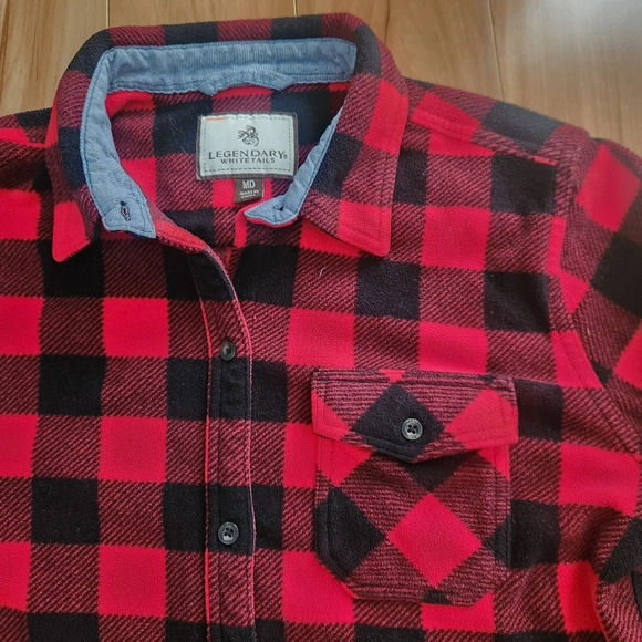 Legendary Whitetails Red Black Checked Plaid Flannel Sirt Size Medium - Picture 5 of 7